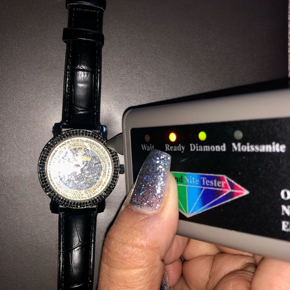 Huge Valentine’s Day sale! Women real diamond watch not CZ not fake birthday WOW - Picture 7 of 7